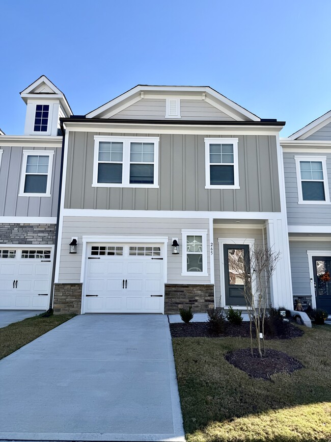 property at 265 Sweetbay Tree Dr