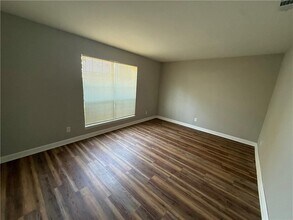 505 Newport Dr W in Mobile, AL - Building Photo - Building Photo