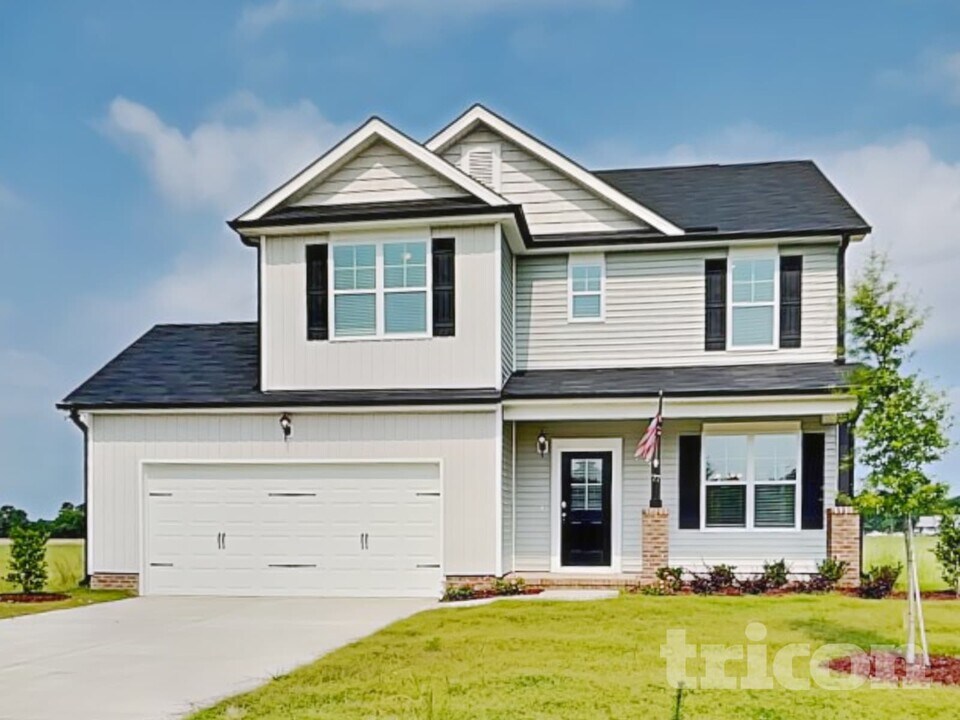 77 Sawyer Ml Dr in Dunn, NC - Foto de edificio