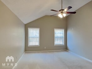 3940 Cypress Pointe Dr in Union City, GA - Foto de edificio - Building Photo