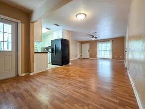 2700 NW 43rd Ave in Gainesville, FL - Building Photo - Building Photo