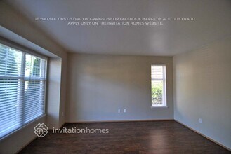 16701 133rd Ave E, Unit 13 in Puyallup, WA - Building Photo - Building Photo