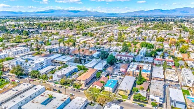 14739 Delano St in Van Nuys, CA - Building Photo - Building Photo