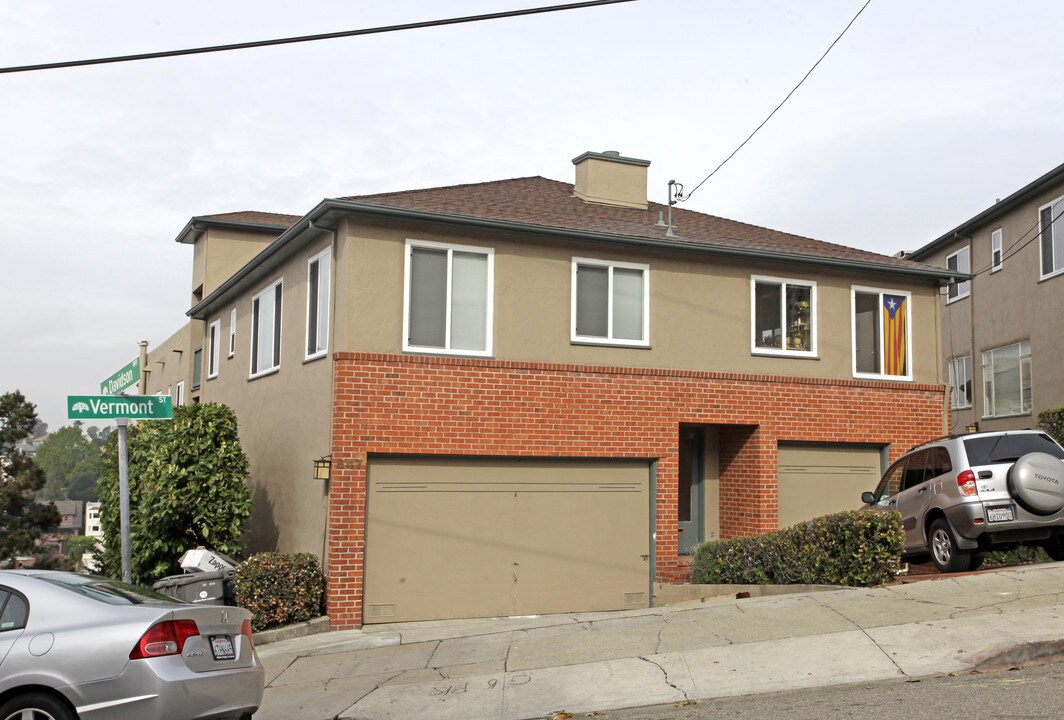 847 Vermont St in Oakland, CA - Building Photo