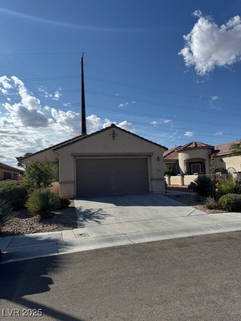 property at 2544 Rue Colmar Dr