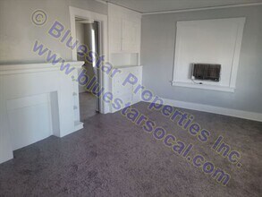 15469 Hesperia Rd in Victorville, CA - Building Photo - Building Photo