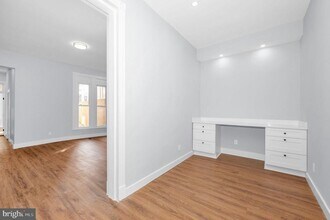 230 S Market St in Frederick, MD - Foto de edificio - Building Photo