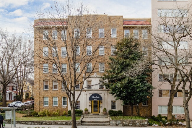 5402 Connecticut Ave NW in Washington, DC - Building Photo - Building Photo