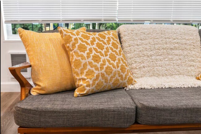 1803 15th Ave S, Unit 1803 in Seattle, WA - Building Photo - Building Photo