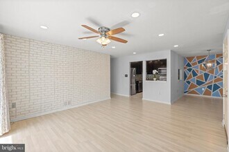 81 Willow Ct in Hamilton Township, NJ - Building Photo - Building Photo