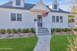 611 St Clair Ave in Spring Lake, NJ - Building Photo