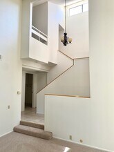 202 N Carillo Rd in Ojai, CA - Building Photo - Building Photo