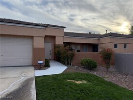 641 Bear Grass St in Las Vegas, NV - Building Photo