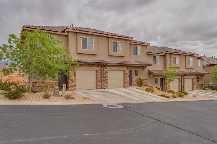 370 W Buena Vista Blvd-Unit -85 in Washington, UT - Building Photo
