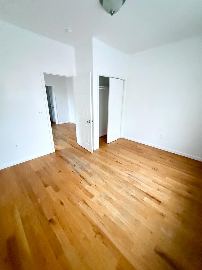 property at 132 39th St