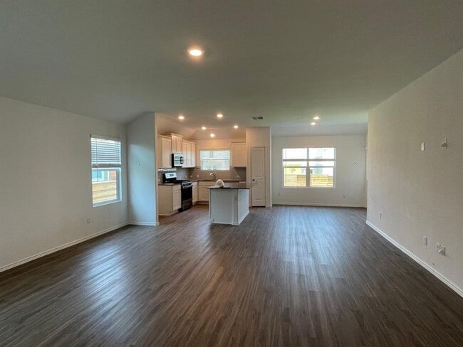 167 Madrid in Kyle, TX - Building Photo - Building Photo