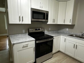 3829 Tulane Ave in Madison, WI - Foto de edificio - Building Photo