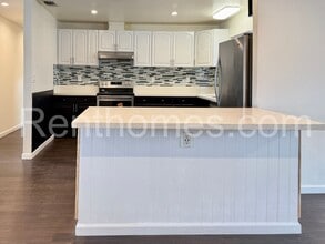 9469 Mast Blvd in Santee, CA - Building Photo - Building Photo