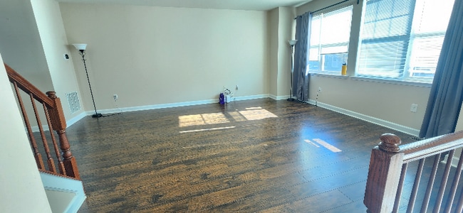 378 English Oak Ln in Prince Frederick, MD - Foto de edificio - Building Photo