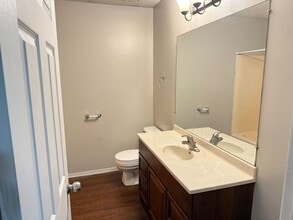 1414 Croxton Ave in Bloomington, IL - Building Photo - Building Photo