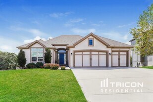 7211 NE 116th Pl in Kansas City, MO - Building Photo