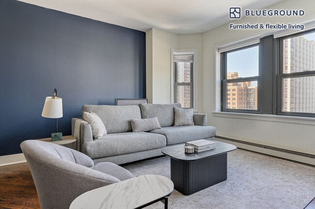 1400 N Lake Shore Dr