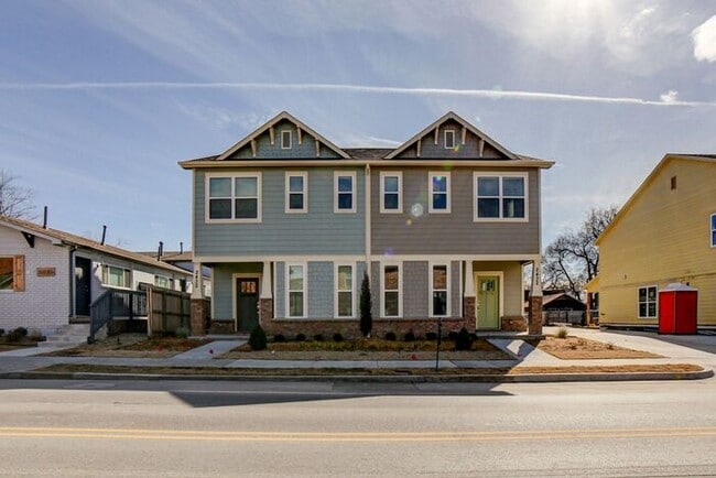 property at 2426 E 6th St