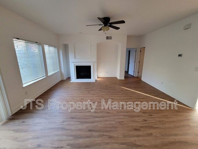 11785 Rose Wind Ct in Rancho Cordova, CA - Building Photo - Building Photo