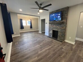 1700 Lanier Dr SW in Atlanta, GA - Building Photo - Building Photo