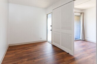 1459 Pele St in Honolulu, HI - Building Photo - Building Photo