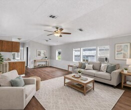 45 Tower Manor Dr in Auburndale, FL - Building Photo - Building Photo