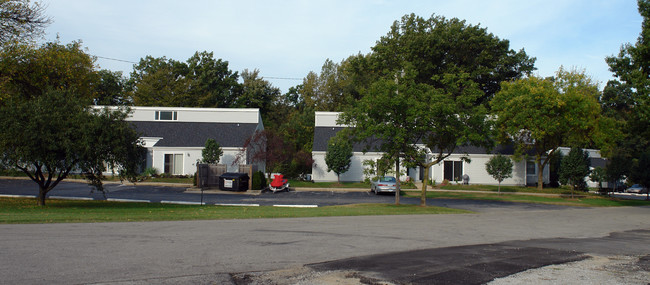 Beacon Pointe in New Buffalo, MI - Foto de edificio - Building Photo