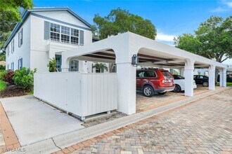 859 Tanbark Dr in Naples, FL - Building Photo - Building Photo