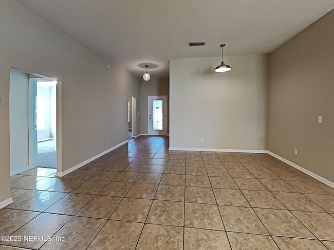 1865 Woodland Glen Road in Middleburg, FL - Building Photo - Building Photo