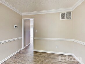 9010 Whitetail Ct in Charlotte, NC - Foto de edificio - Building Photo