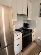 620 Coronation Av, Unit 305 in Kelowna, BC - Building Photo - Building Photo