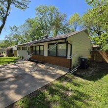 7610 E 113th St in Kansas City, MO - Building Photo - Building Photo