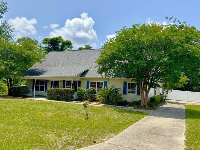 2000 Marvin Ave in Port St. Joe, FL - Building Photo - Building Photo