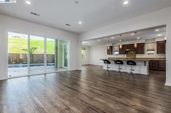2968 Alves Ranch Rd in Pittsburg, CA - Building Photo - Building Photo