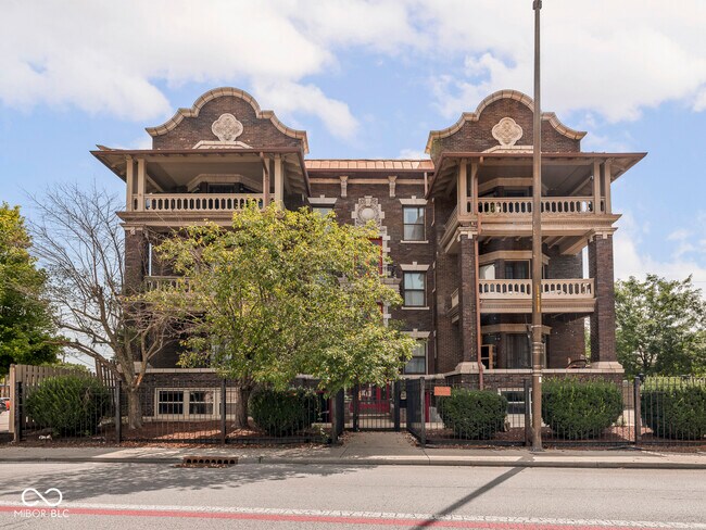 2161 N Meridian St in Indianapolis, IN - Building Photo - Building Photo