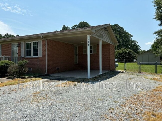 383 N Washington St in Pikeville, NC - Building Photo - Building Photo