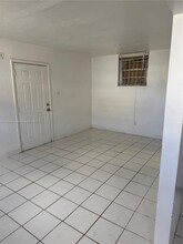 1234 NW 52nd St in Miami, FL - Building Photo - Building Photo