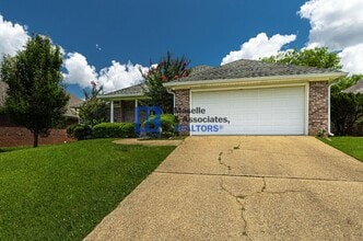 667 Parker Pl in Brandon, MS - Building Photo - Building Photo