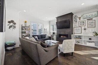 1107 Argyle Ave in Nashville, TN - Building Photo - Building Photo
