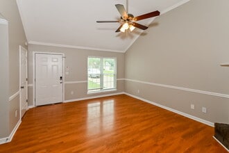 6700 Black Oak Dr in Walls, MS - Foto de edificio - Building Photo