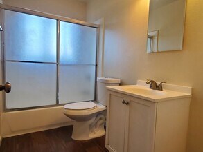 3220 Williamsburg Dr in San Jose, CA - Foto de edificio - Building Photo