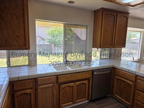 5020 Krista Ct in Elk Grove, CA - Building Photo - Building Photo