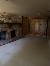 2043 Levin St in Alexandria, LA - Foto de edificio - Building Photo