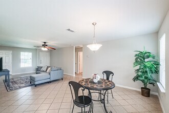 16783 N Bob White Dr in Conroe, TX - Building Photo - Building Photo