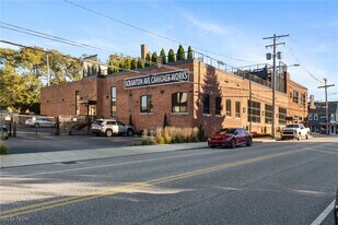 2341 Scranton Rd in Cleveland, OH - Building Photo